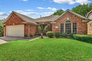 4825 Gloucester Dr, Grand Prairie, TX 75052 - Photo 5