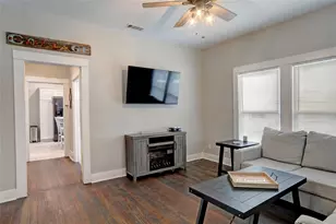 324 S Kentucky St, McKinney, TX 75069 - Photo 5