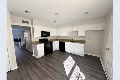 2268 Colony Court, Dallas, TX 75235 - Photo 5