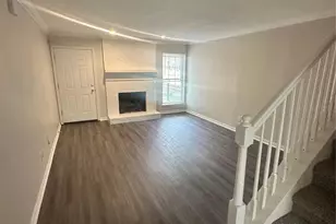 2268 Colony Ct, Dallas, TX 75235 - Photo 3
