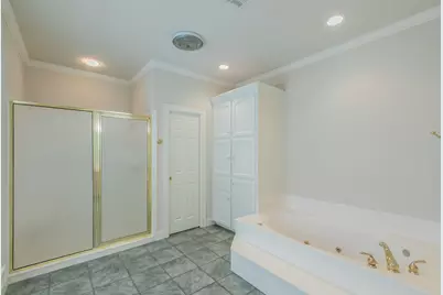 1051 Hidden Valley Court, McGregor, TX 76657 - Photo 15