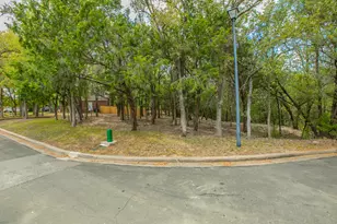 1051 Hidden Valley Ct, McGregor, TX 76657 - Photo 31