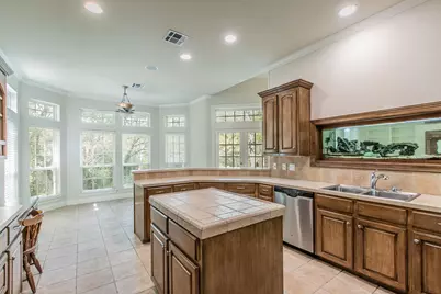 1051 Hidden Valley Court, McGregor, TX 76657 - Photo 11