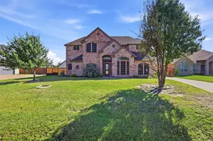 1013 Telford Trail, Crowley, TX 76036 - Photo 1