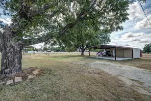 1290 Co Rd 3355, Paradise, TX 76073 - Photo 35