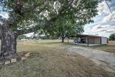 1290 County Road 3355, Paradise, TX 76073 - Photo 35