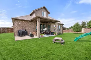 2741 Thornhill Ln, Mansfield, TX 76084 - Photo 37