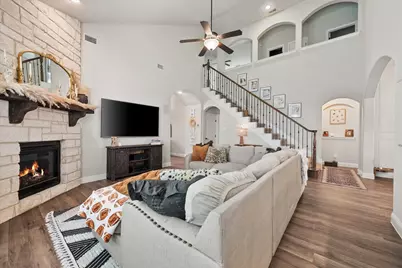 2741 Thornhill Lane, Mansfield, TX 76084 - Photo 9