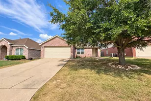 4604 Cool Ridge Ct, Fort Worth, TX 76133 - Photo 1