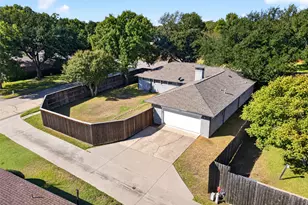 2502 Rochdale St, Garland, TX 75040 - Photo 31