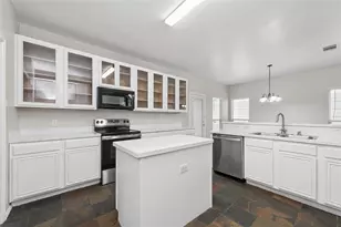 1411 Kingston Pl, Providence Village, TX 76227 - Photo 5
