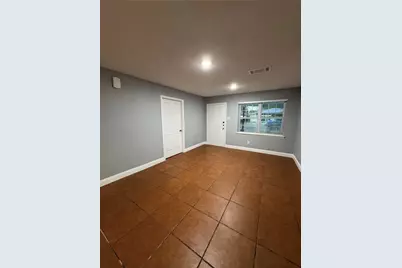9550 Castlefield Drive, Dallas, TX 75227 - Photo 3