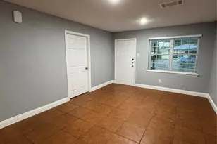 9550 Castlefield Dr, Dallas, TX 75227 - Photo 3