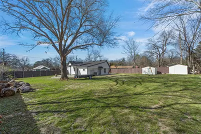 1510 Lindsay, Gainesville, TX 76240 - Photo 25
