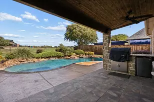 837 Thomas Crossing Dr, Fort Worth, TX 76028 - Photo 35