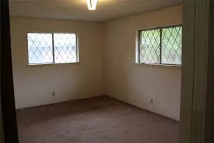 202 N 29th St, Gatesville, TX 76528 - Photo 11