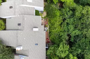 2506 Wedglea Dr, Dallas, TX 75211 - Photo 13