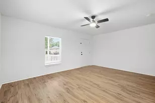920 E Chaffin St, Sherman, TX 75090 - Photo 17