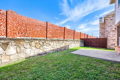 8115 Dogwood Lane, Irving, TX 75063 - Photo 27