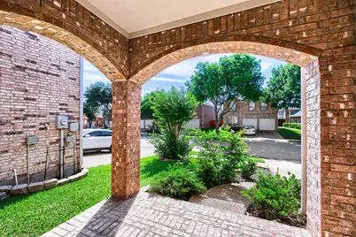 8115 Dogwood Lane, Irving, TX 75063 - Photo 29