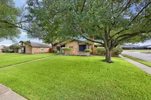 1700 Culberson Dr, Mesquite, TX 75150 - Photo 3