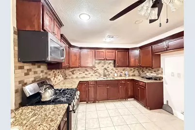 [Address not provided], Lewisville, TX 75067 - Photo 7