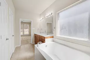 8738 Misty Bluff Ct, Dallas, TX 75249 - Photo 25