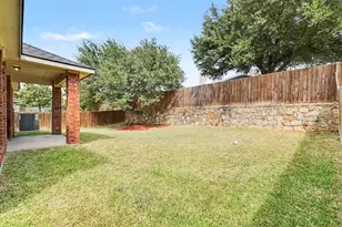 8738 Misty Bluff Ct, Dallas, TX 75249 - Photo 29
