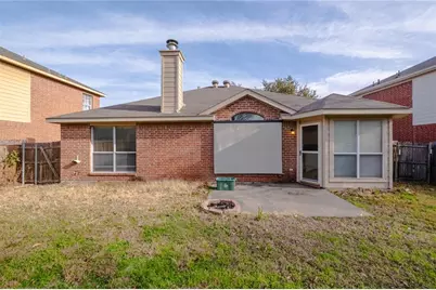 817 Stafford Station Drive, Saginaw, TX 76131 - Photo 19