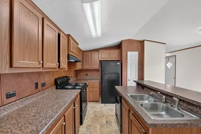 24 Spring Creek Circle, Grand Prairie, TX 75054 - Photo 17