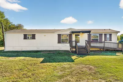 24 Spring Creek Circle, Grand Prairie, TX 75054 - Photo 3