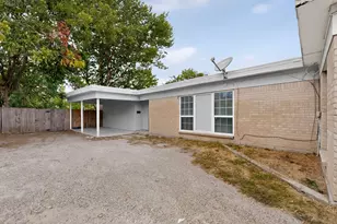6814 Trail Lake Dr, Fort Worth, TX 76133 - Photo 3