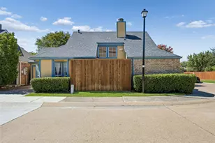 10919 Gable Cir, Dallas, TX 75229 - Photo 31