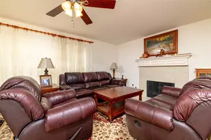 4413 Chaparral Creek Dr, Fort Worth, TX 76123 - Photo 19