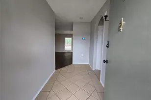 110 Yorkshire St, Cedar Hill, TX 75104 - Photo 3