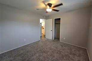110 Yorkshire St, Cedar Hill, TX 75104 - Photo 17
