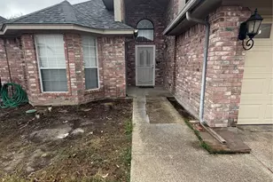 4724 Birchbend Ln, Fort Worth, TX 76137 - Photo 3