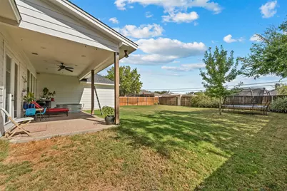 10413 Fallen Leaf Drive, Waco, TX 76712 - Photo 3