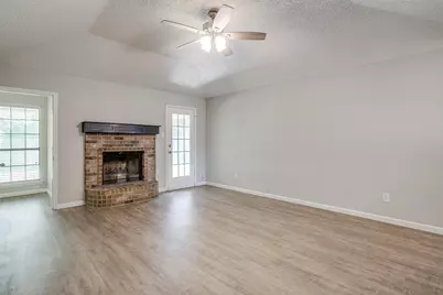 5909 Kesler Drive, Arlington, TX 76017 - Photo 5
