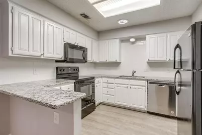 5909 Kesler Drive, Arlington, TX 76017 - Photo 9