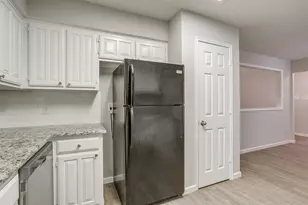 5909 Kesler Dr, Arlington, TX 76017 - Photo 13