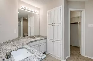 5909 Kesler Dr, Arlington, TX 76017 - Photo 17