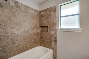 5909 Kesler Dr, Arlington, TX 76017 - Photo 23