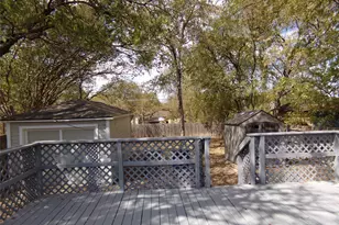 2423 Marfa Ave, Dallas, TX 75216 - Photo 13