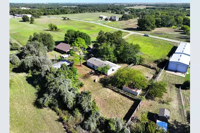 3048 Green Meadows Road, Granbury, TX 76049 - Photo 3