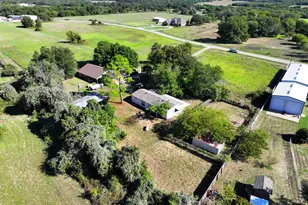 3048 Green Meadows Rd, Granbury, TX 76049 - Photo 3
