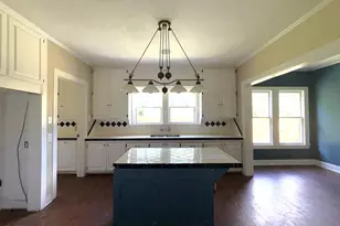 216 S Prairieville St, Athens, TX 75751 - Photo 13