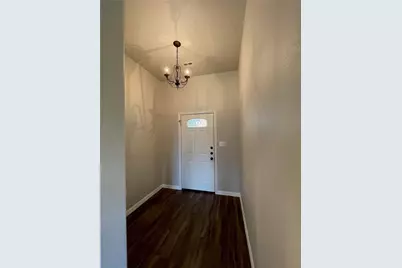 628 E Walcott Street, Pilot Point, TX 76258 - Photo 3
