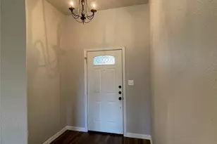 628 E Walcott St, Pilot Point, TX 76258 - Photo 3