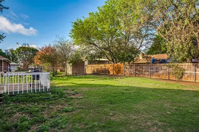 537 N 1st Street, Krum, TX 76249 - Photo 21